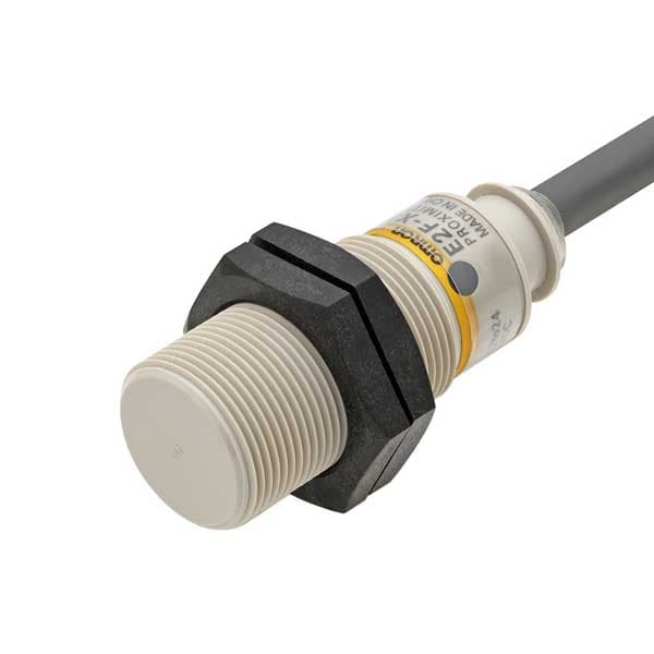 Cảm biến tiệm cận Omron E2F-X5E1 2M M18 Plastic NPN NO